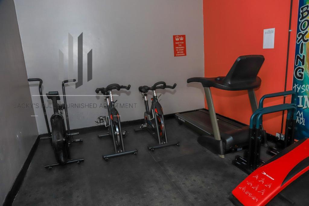 Jacky'S Milimani Suites Nakuru Buitenkant foto